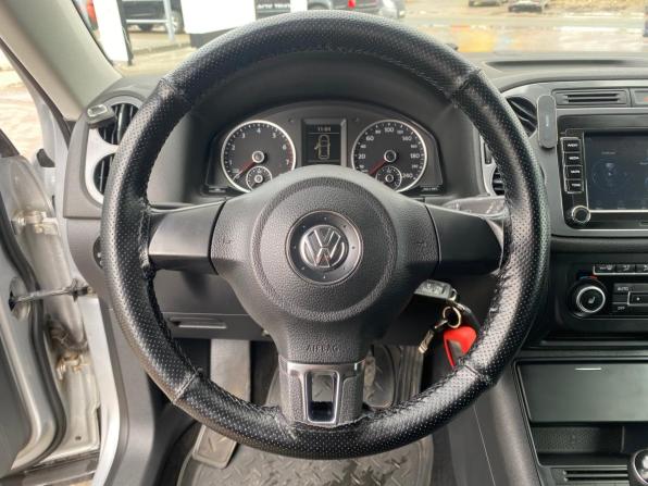 Volkswagen Tiguan I Рестайлинг с пробегом 2012 года, цена 1 000 000 рублей, 179484 км, внедорожник, Автокод Объявления