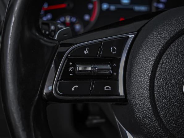 Kia Optima IV Рестайлинг с пробегом 2019 года, цена 2 270 000 рублей, 131053 км, седан, Автокод Объявления