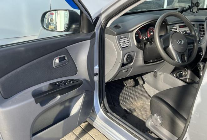 Kia Rio II Рестайлинг с пробегом 2011 года, цена 650 000 рублей, 156667 км, седан, Автокод Объявления