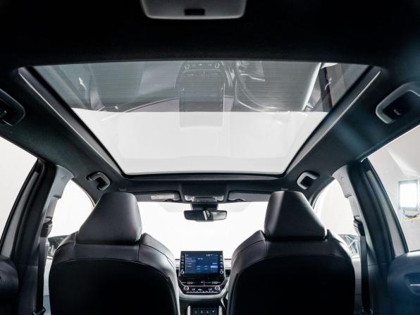 Toyota Corolla Cross I с пробегом 2023 года, цена 3 040 000 рублей, 32930 км, внедорожник, Автокод Объявления