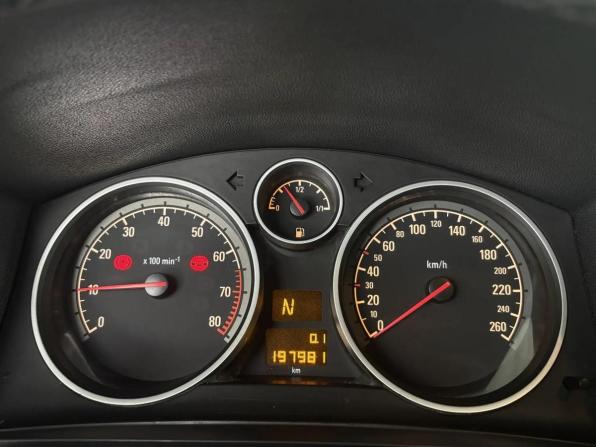 Opel Zafira B Рестайлинг с пробегом 2011 года, цена 690 000 рублей, 197981 км, минивэн, Автокод Объявления