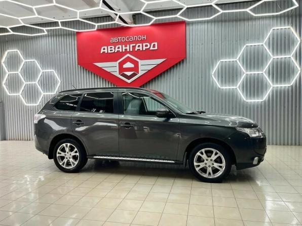 Mitsubishi Outlander III с пробегом 2013 года, цена 1 500 000 рублей, 172817 км, внедорожник, Автокод Объявления