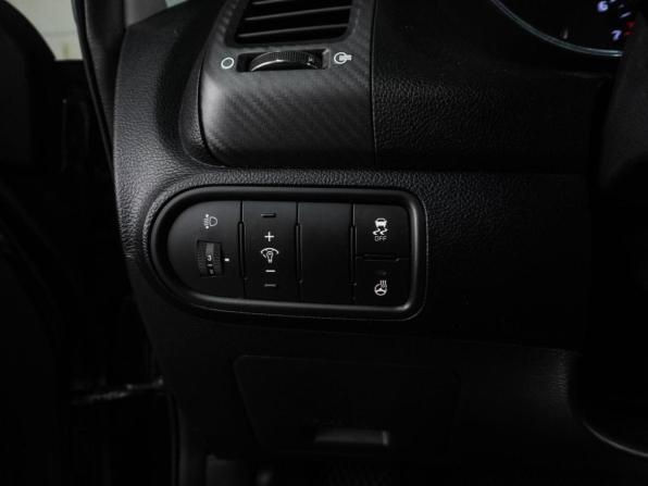 Kia Cerato III Рестайлинг (Classic) с пробегом 2017 года, цена 1 019 000 рублей, 193564 км, седан, Автокод Объявления