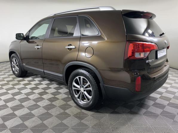 Kia Sorento II Рестайлинг с пробегом 2018 года, цена 2 100 000 рублей, 135829 км, внедорожник, Автокод Объявления
