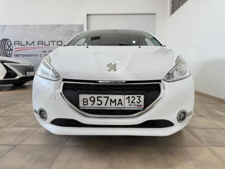 Peugeot 208 I Новороссийск  - изображение 15