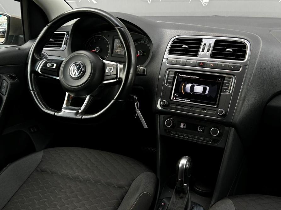 Volkswagen Polo V Рестайлинг Санкт-Петербург  - изображение 14