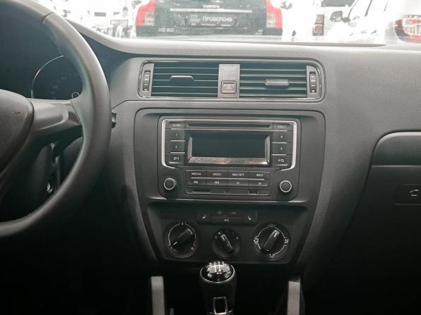 Volkswagen Jetta VI с пробегом 2015 года, цена 850 000 рублей, 239272 км, седан, Автокод Объявления