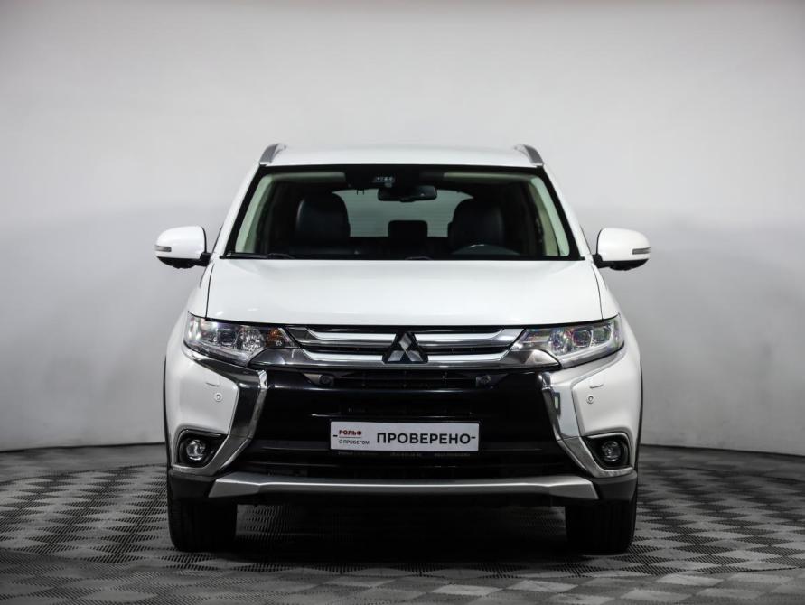 Mitsubishi Outlander III Рестайлинг 2 Санкт-Петербург  - изображение 2