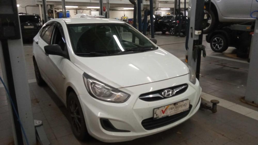 Hyundai Solaris I Санкт-Петербург  - изображение 2