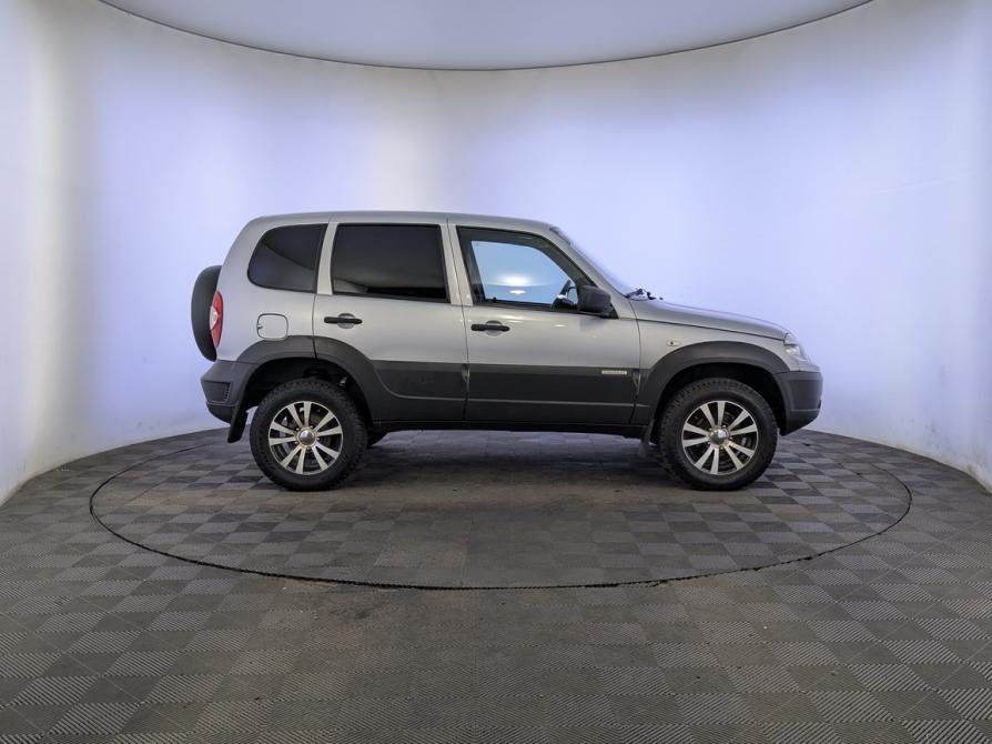 Chevrolet Niva I Рестайлинг Москва  - изображение 4