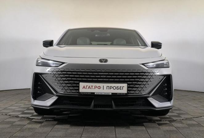 Changan UNI-V I с пробегом 2023 года, цена 2 265 000 рублей, 76912 км, лифтбек, Автокод Объявления