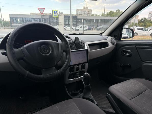 Renault Sandero I с пробегом 2010 года, цена 395 000 рублей, 300566 км, хэтчбек, Автокод Объявления