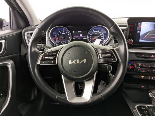 Kia Ceed III Рестайлинг с пробегом 2022 года, цена 2 320 000 рублей, 65392 км, хэтчбек, Автокод Объявления