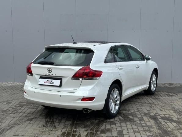 Toyota Venza I Рестайлинг с пробегом 2013 года, цена 2 480 000 рублей, 108000 км, внедорожник, Автокод Объявления