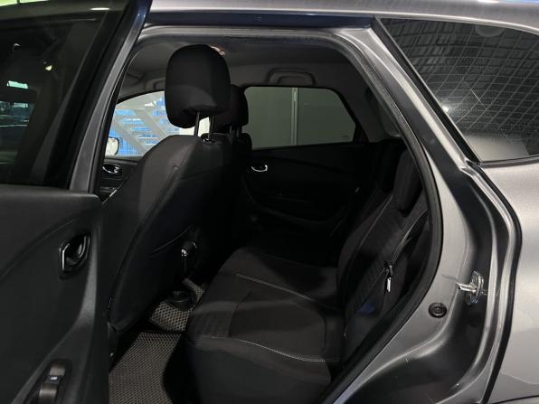 Renault Kaptur I с пробегом 2018 года, цена 1 415 000 рублей, 98377 км, внедорожник, Автокод Объявления