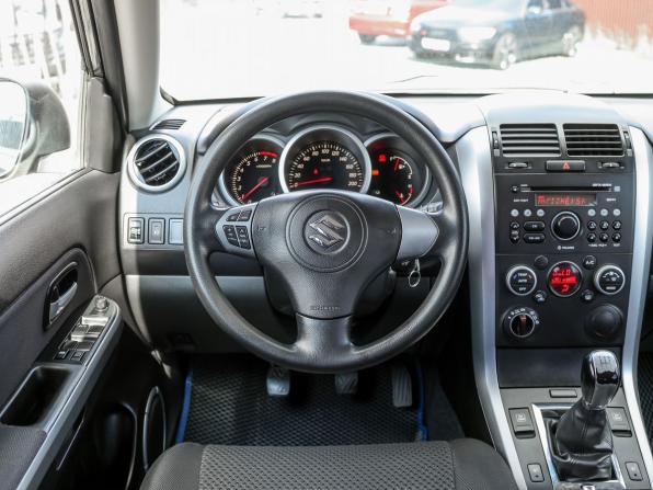 Suzuki Grand Vitara II Рестайлинг с пробегом 2011 года, цена 1 099 000 рублей, 191941 км, внедорожник, Автокод Объявления