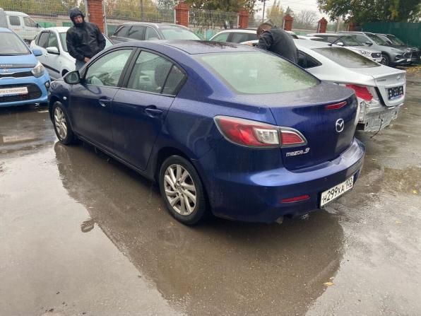 Mazda 3 II (BL) Рестайлинг с пробегом 2012 года, цена 950 000 рублей, 257740 км, седан, Автокод Объявления