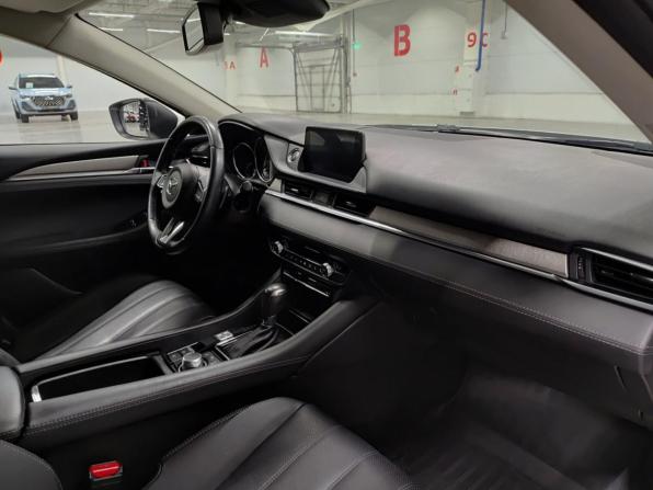 Mazda 6 III (GJ) Рестайлинг 2 с пробегом 2018 года, цена 2 490 000 рублей, 69513 км, седан, Автокод Объявления