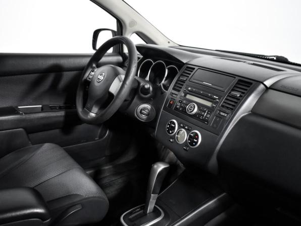 Nissan Tiida I с пробегом 2010 года, цена 499 000 рублей, 252138 км, хэтчбек, Автокод Объявления