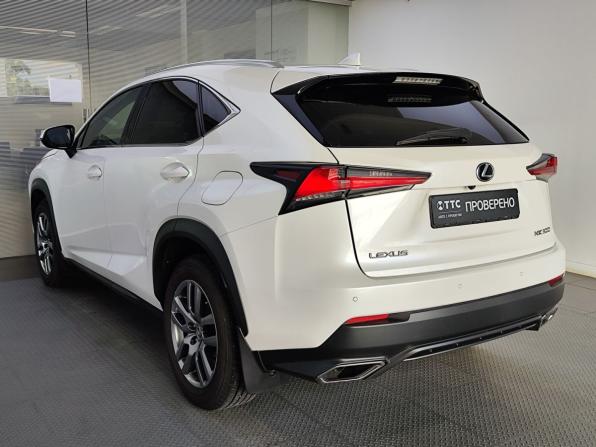 Lexus NX I Рестайлинг с пробегом 2018 года, цена 3 150 000 рублей, 111000 км, внедорожник, Автокод Объявления