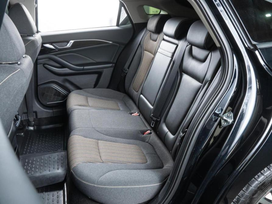 FAW Bestune B70 I Волгоград  - изображение 9