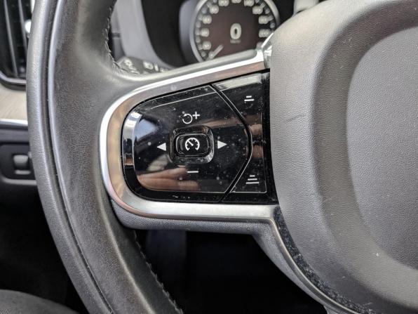 Volvo XC60 II с пробегом 2019 года, цена 3 990 000 рублей, 65466 км, внедорожник, Автокод Объявления