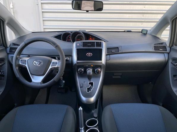 Toyota Verso I Рестайлинг с пробегом 2013 года, цена 1 419 000 рублей, 148021 км, компактвэн, Автокод Объявления