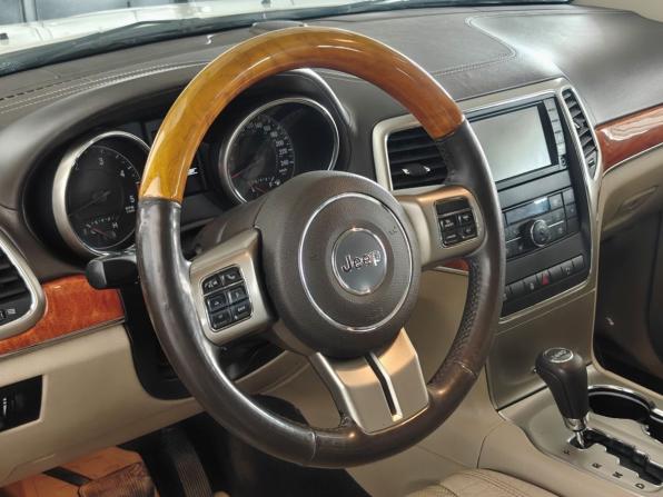 Jeep Grand Cherokee IV (WK2) с пробегом 2012 года, цена 1 499 000 рублей, 329500 км, внедорожник, Автокод Объявления