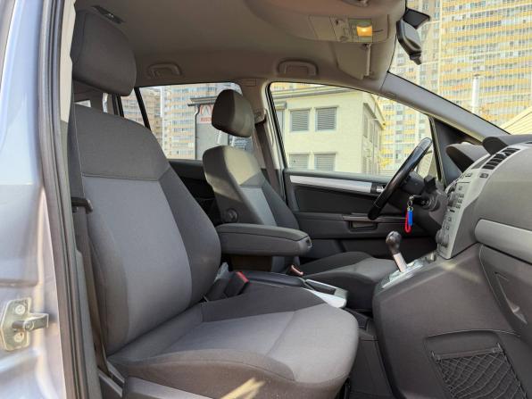 Opel Zafira B Рестайлинг с пробегом 2010 года, цена 655 000 рублей, 155233 км, компактвэн, Автокод Объявления