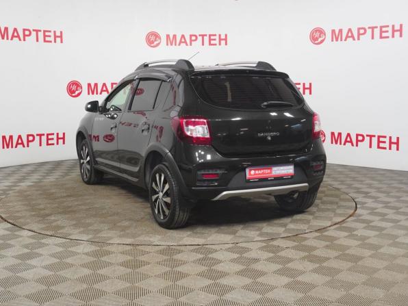 Renault Sandero II с пробегом 2016 года, цена 925 000 рублей, 159955 км, хэтчбек, Автокод Объявления