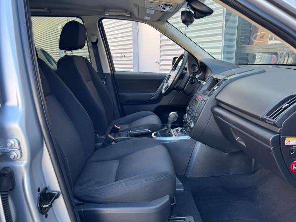 Land Rover Freelander II Рестайлинг с пробегом 2011 года, цена 1 255 000 рублей, 156184 км, внедорожник, Автокод Объявления