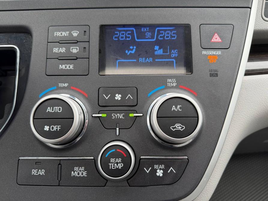 Toyota Sienna III Рестайлинг 2 Санкт-Петербург  - изображение 28