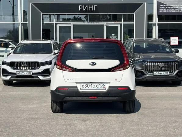 Kia Soul III с пробегом 2021 года, цена 1 998 000 рублей, 57417 км, хэтчбек, Автокод Объявления