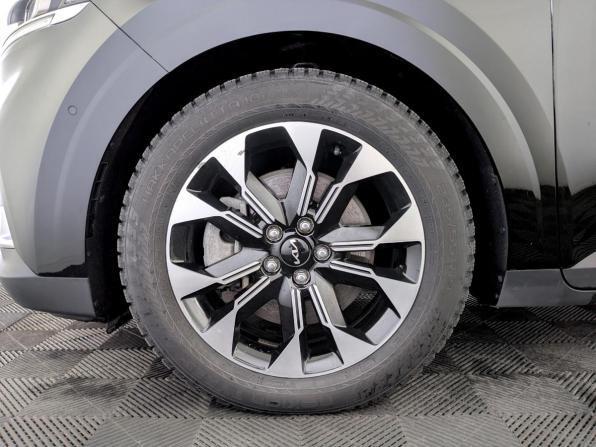Kia Carnival IV с пробегом 2023 года, цена 4 590 000 рублей, 31601 км, минивэн, Автокод Объявления