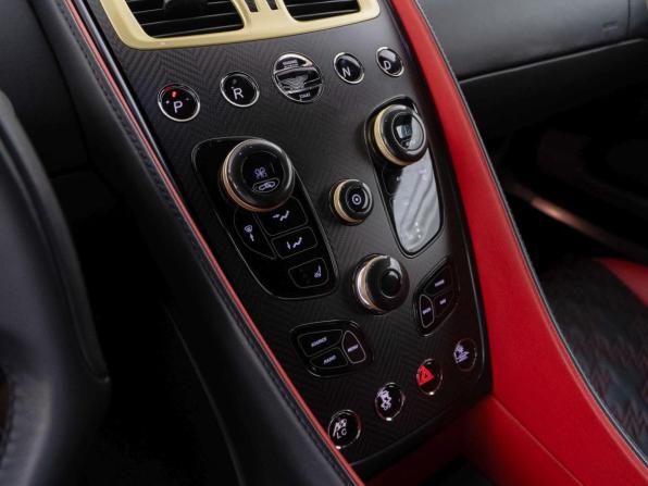 Aston Martin Vanquish Zagato II с пробегом 2019 года, цена 80 900 000 рублей, 4955 км, хэтчбек, Автокод Объявления