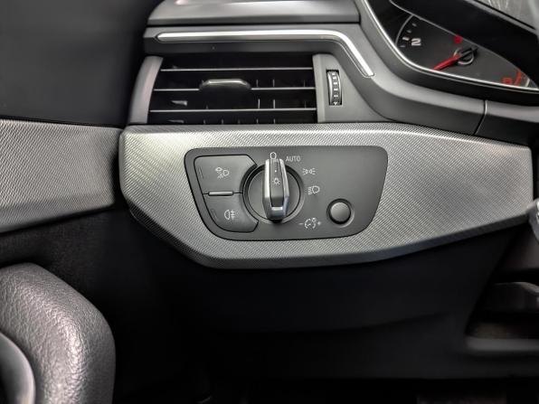 Audi A4 V (B9) с пробегом 2018 года, цена 3 040 000 рублей, 90059 км, универсал, Автокод Объявления