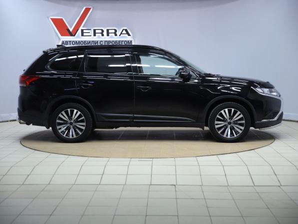 Mitsubishi Outlander III Рестайлинг 3 с пробегом 2020 года, цена 2 190 000 рублей, 155127 км, внедорожник, Автокод Объявления