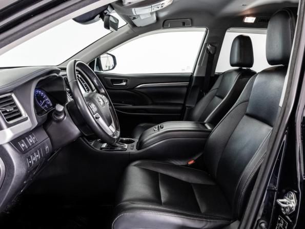 Toyota Highlander III (XU50) Рестайлинг с пробегом 2018 года, цена 3 999 000 рублей, 52105 км, внедорожник, Автокод Объявления