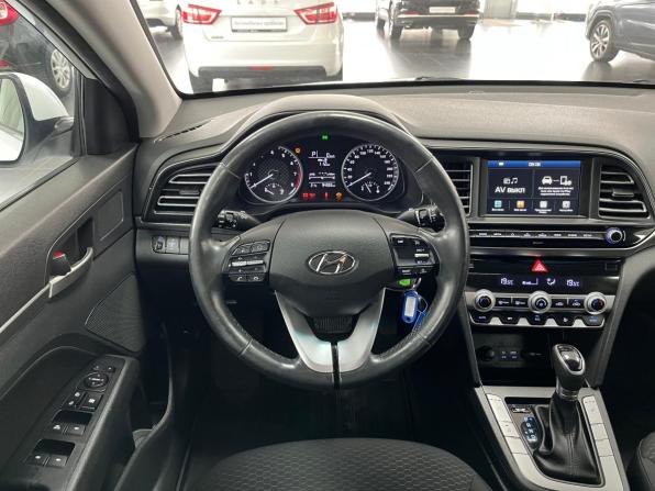 Hyundai Elantra VI (AD) Рестайлинг с пробегом 2019 года, цена 1 648 000 рублей, 94565 км, седан, Автокод Объявления