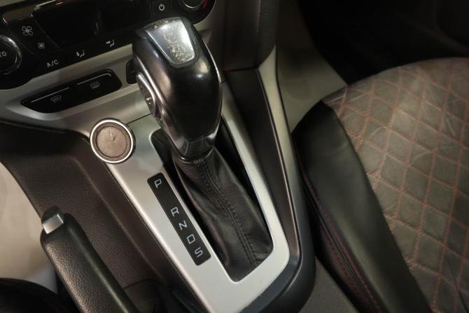 Ford Focus III с пробегом 2014 года, цена 829 000 рублей, 207000 км, хэтчбек, Автокод Объявления