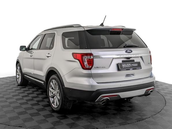 Ford Explorer V Рестайлинг с пробегом 2018 года, цена 3 725 000 рублей, 47253 км, внедорожник, Автокод Объявления