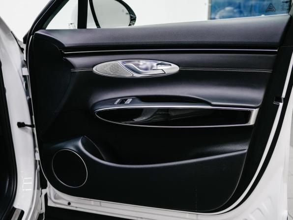 Genesis GV70 I с пробегом 2021 года, цена 5 750 000 рублей, 20471 км, внедорожник, Автокод Объявления