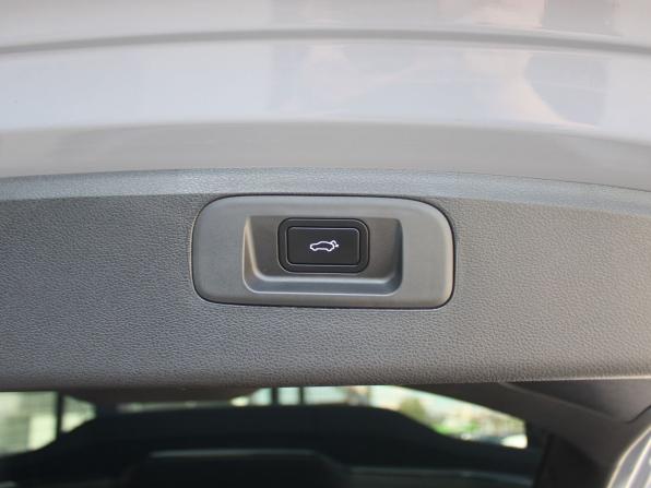 Geely Coolray I Рестайлинг с пробегом 2024 года, цена 2 199 000 рублей, 23651 км, внедорожник, Автокод Объявления