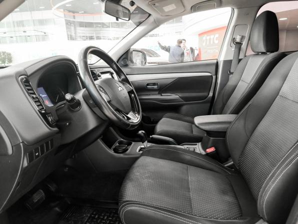 Mitsubishi Outlander III Рестайлинг 2 с пробегом 2016 года, цена 1 399 000 рублей, 236513 км, внедорожник, Автокод Объявления
