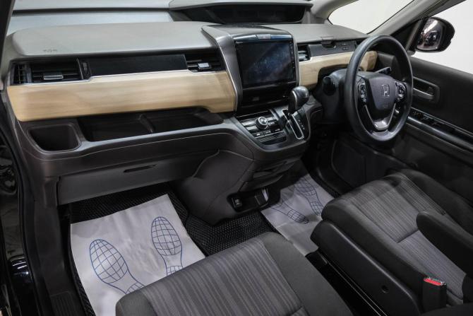 Honda Freed II с пробегом 2016 года, цена 1 378 015 рублей, 135600 км, компактвэн, Автокод Объявления
