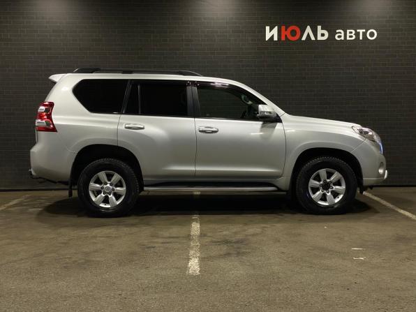 Toyota Land Cruiser Prado 150 Series Рестайлинг 1 с пробегом 2014 года, цена 2 850 000 рублей, 245081 км, внедорожник, Автокод Объявления
