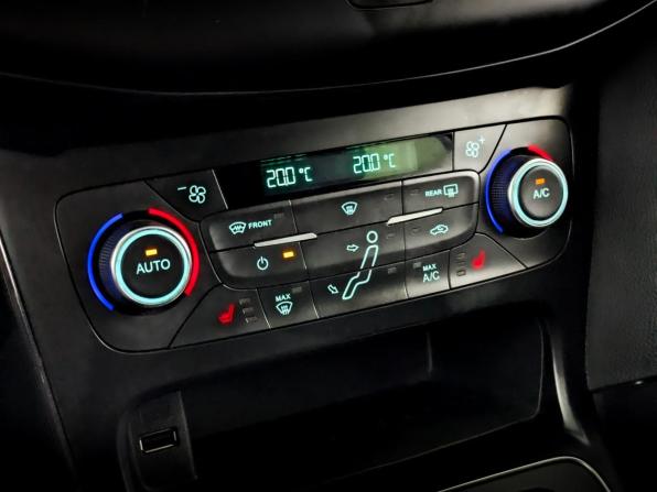 Ford Focus III Рестайлинг с пробегом 2017 года, цена 1 180 000 рублей, 142270 км, универсал, Автокод Объявления