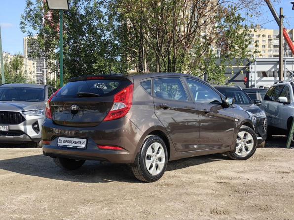 Hyundai Solaris I Рестайлинг с пробегом 2016 года, цена 959 000 рублей, 124000 км, хэтчбек, Автокод Объявления