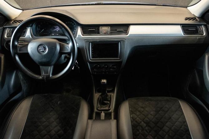 Skoda Rapid I с пробегом 2015 года, цена 809 000 рублей, 171651 км, лифтбек, Автокод Объявления