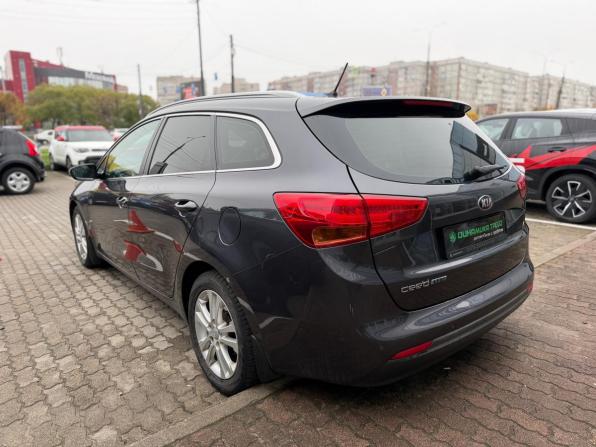 Kia Ceed II с пробегом 2014 года, цена 1 391 000 рублей, 90108 км, универсал, Автокод Объявления